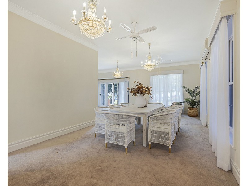 15 Eimeo Esplanade, Eimeo QLD 4740