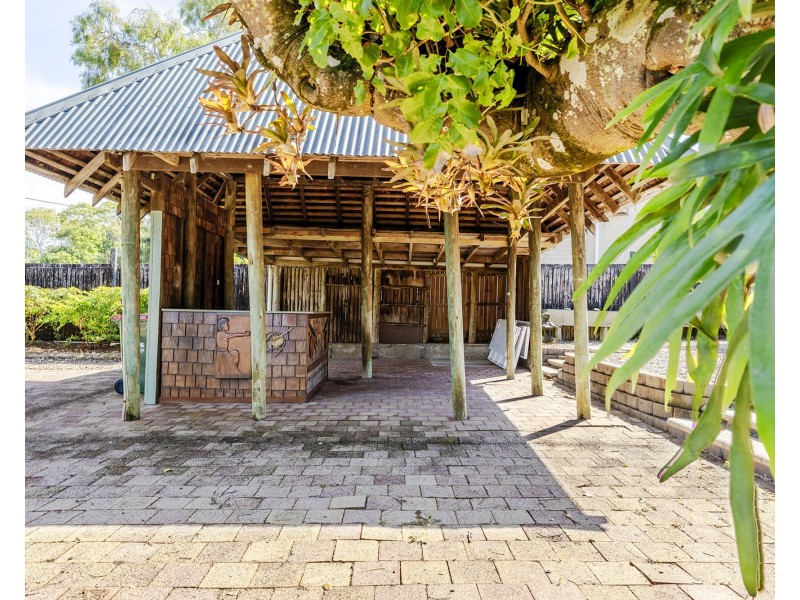 15 Eimeo Esplanade, Eimeo QLD 4740