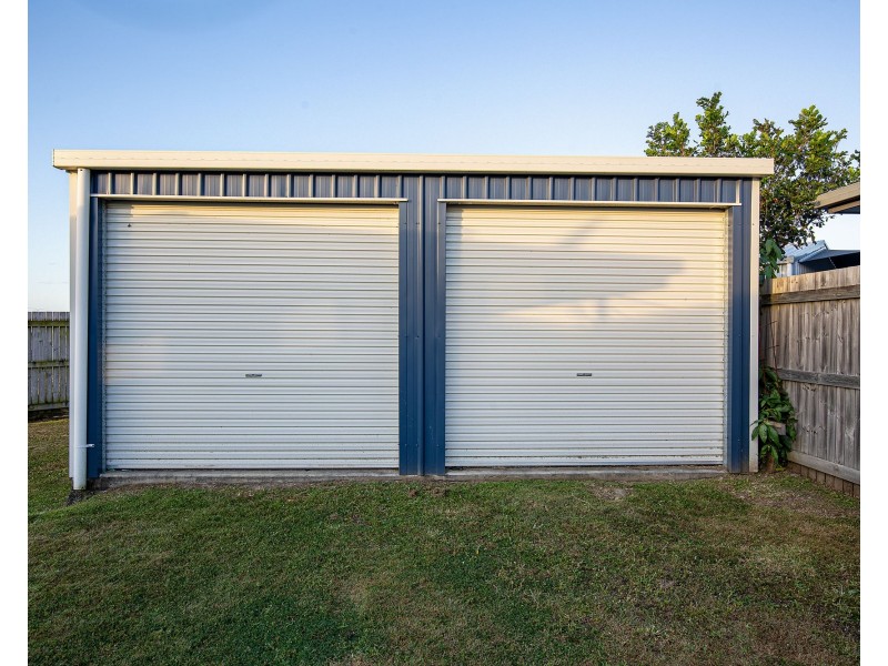 8 Lockyer Court, Rural View QLD 4740
