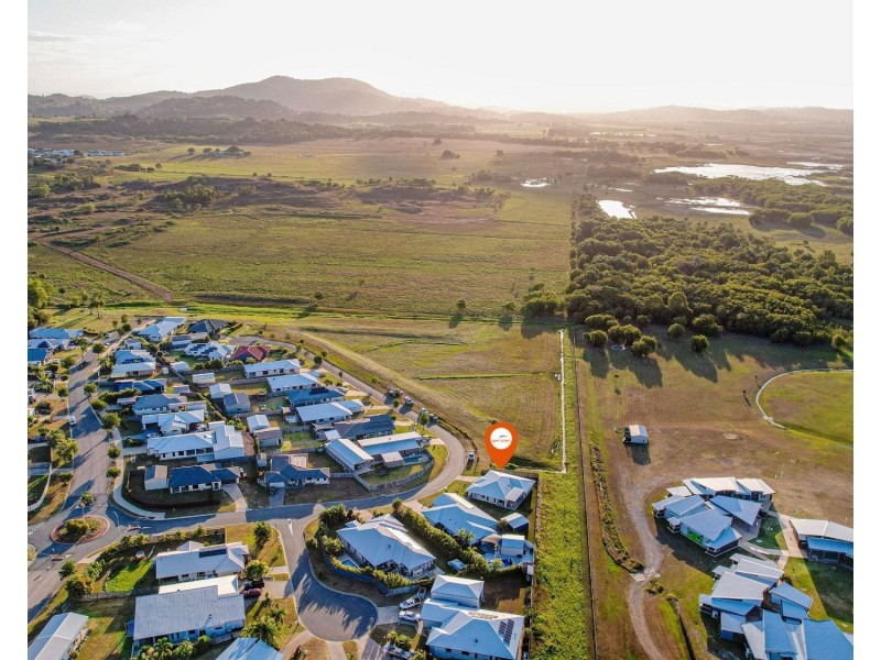 8 Lockyer Court, Rural View QLD 4740