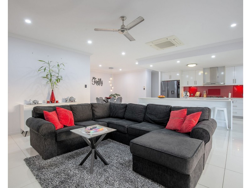 38 Monash Way, Ooralea QLD 4740