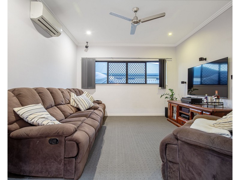 38 Monash Way, Ooralea QLD 4740