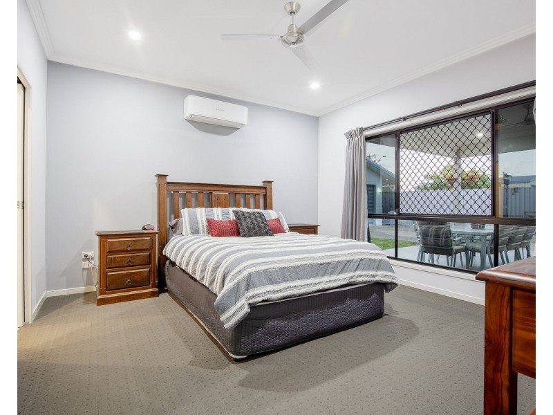 38 Monash Way, Ooralea QLD 4740