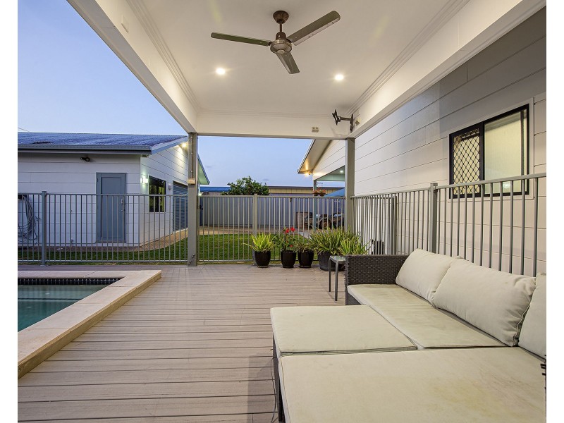 38 Monash Way, Ooralea QLD 4740