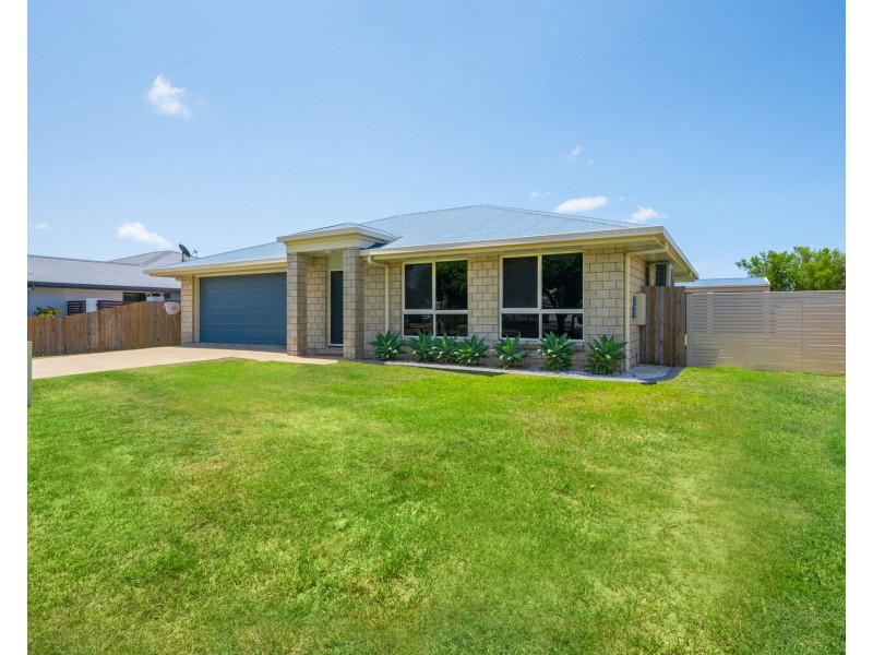 12 Botanical Drive, Ooralea QLD 4740
