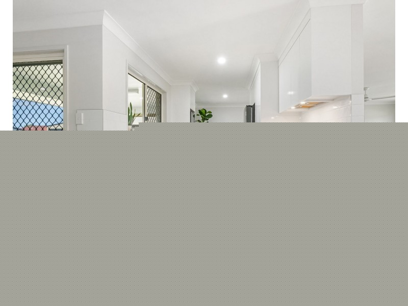 12 Botanical Drive, Ooralea QLD 4740