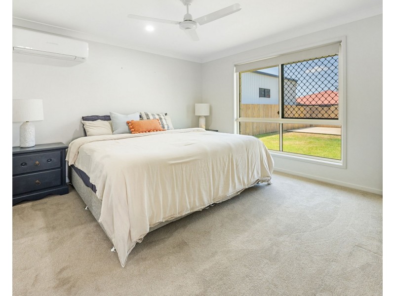 12 Botanical Drive, Ooralea QLD 4740