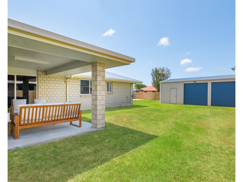 12 Botanical Drive, Ooralea QLD 4740