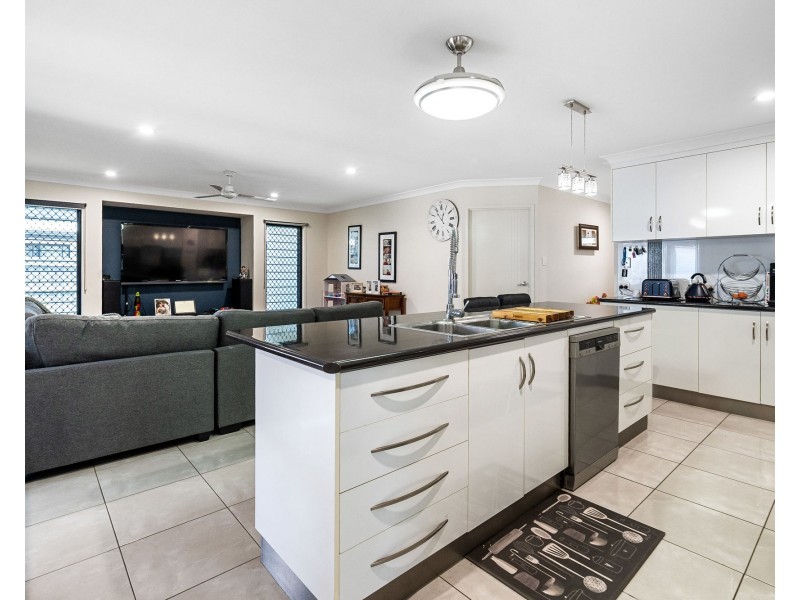 13 Lawrence Street, Walkerston QLD 4751