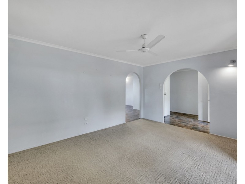 5 Crispin Drive, Mount Pleasant QLD 4740