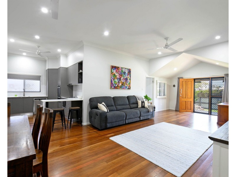 13 Perry Street, West Mackay QLD 4740