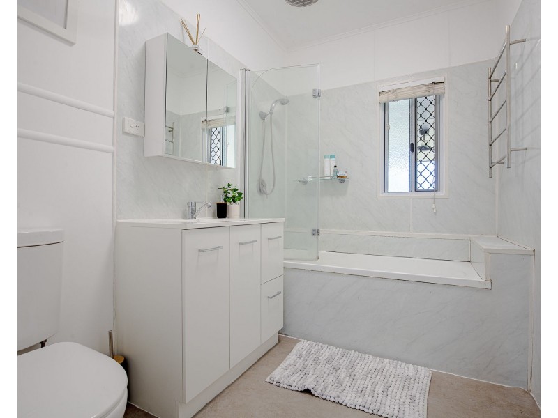 43 Hart Street, South Mackay QLD 4740