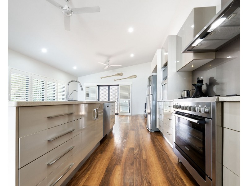 36 Poinciana Avenue, Seaforth QLD 4741