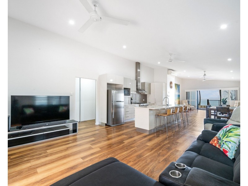 36 Poinciana Avenue, Seaforth QLD 4741