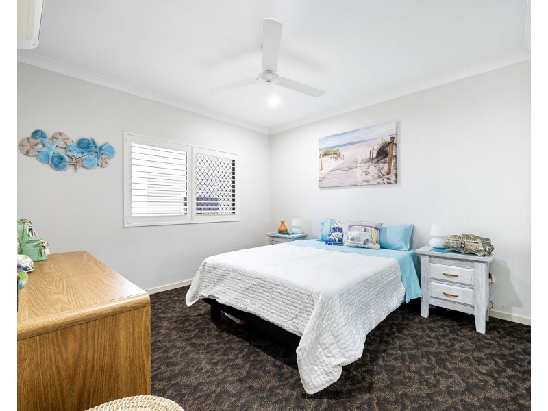 36 Poinciana Avenue, Seaforth QLD 4741