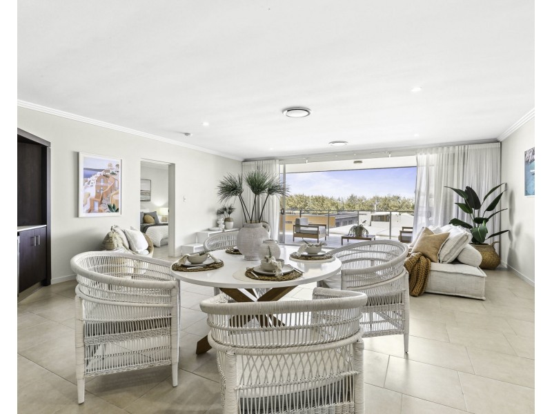 8/22 Marina Beach Parade, Mackay Harbour QLD 4740
