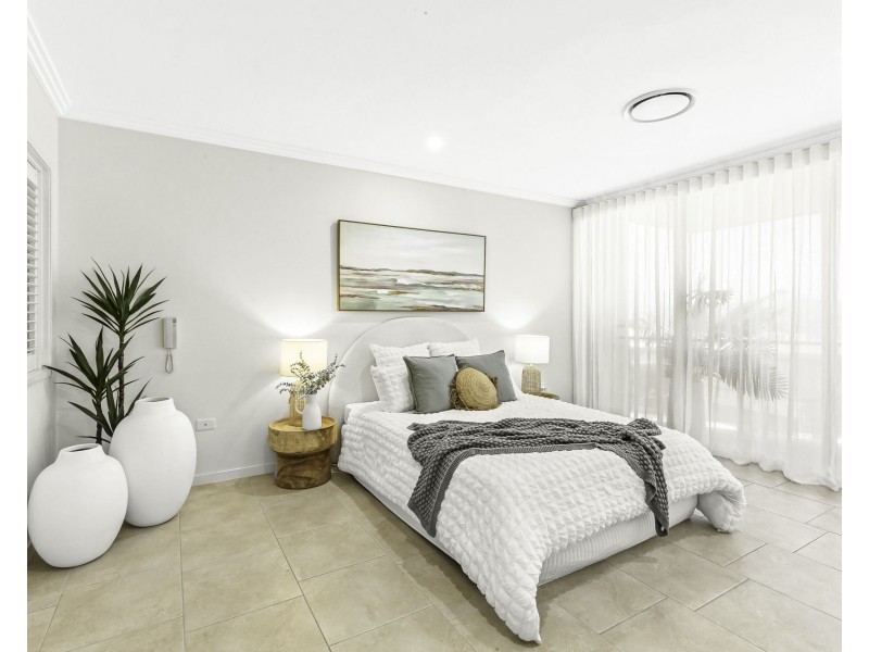 8/22 Marina Beach Parade, Mackay Harbour QLD 4740