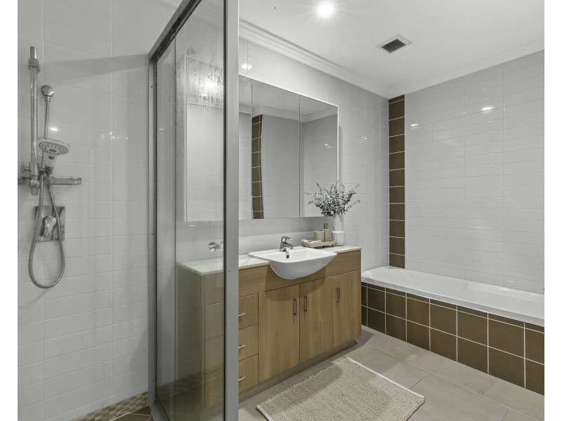 8/22 Marina Beach Parade, Mackay Harbour QLD 4740