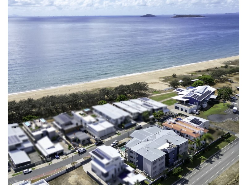8/22 Marina Beach Parade, Mackay Harbour QLD 4740