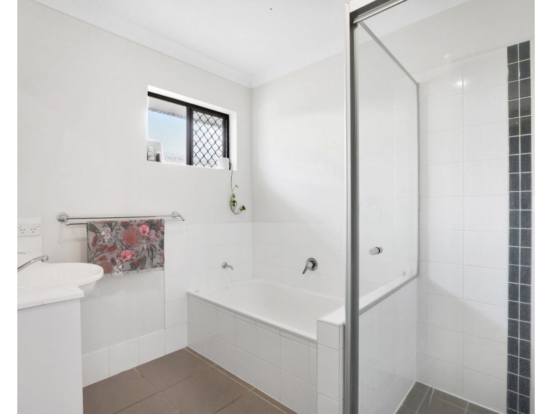 26 Schooner Avenue, Bucasia QLD 4750