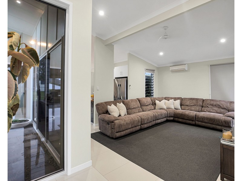 12 Regent Avenue, Richmond QLD 4740