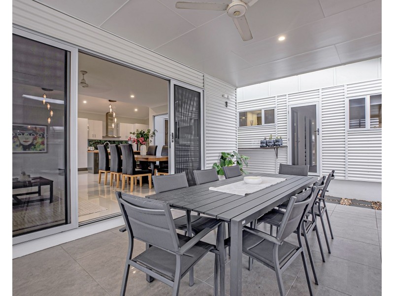 12 Regent Avenue, Richmond QLD 4740