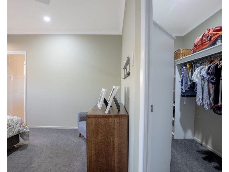 23 Lockyer Court, Rural View QLD 4740