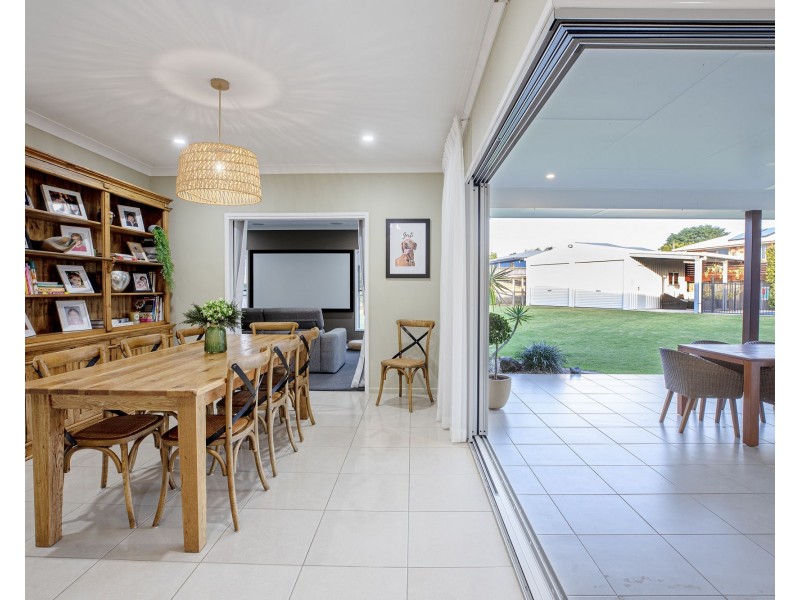23 Lockyer Court, Rural View QLD 4740