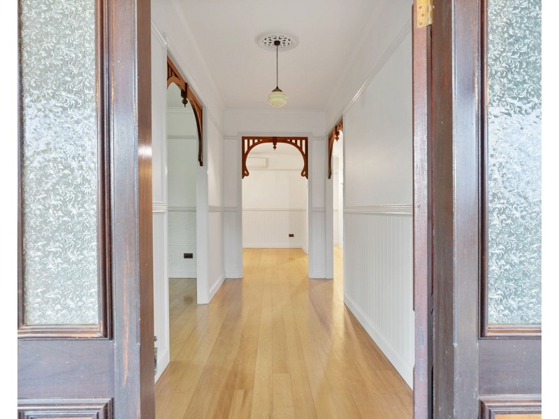 2 Panorama Court, Rural View QLD 4740