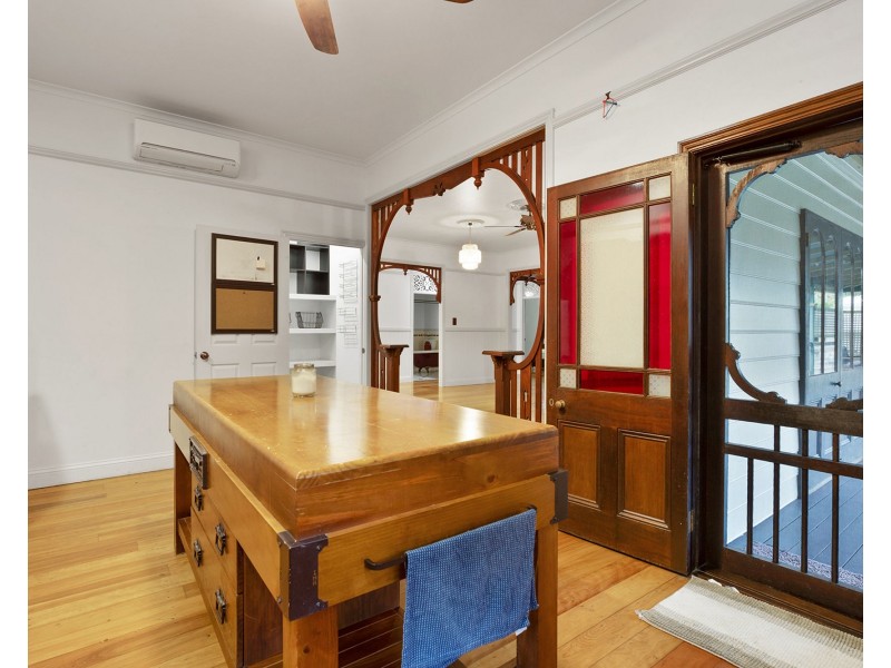2 Panorama Court, Rural View QLD 4740