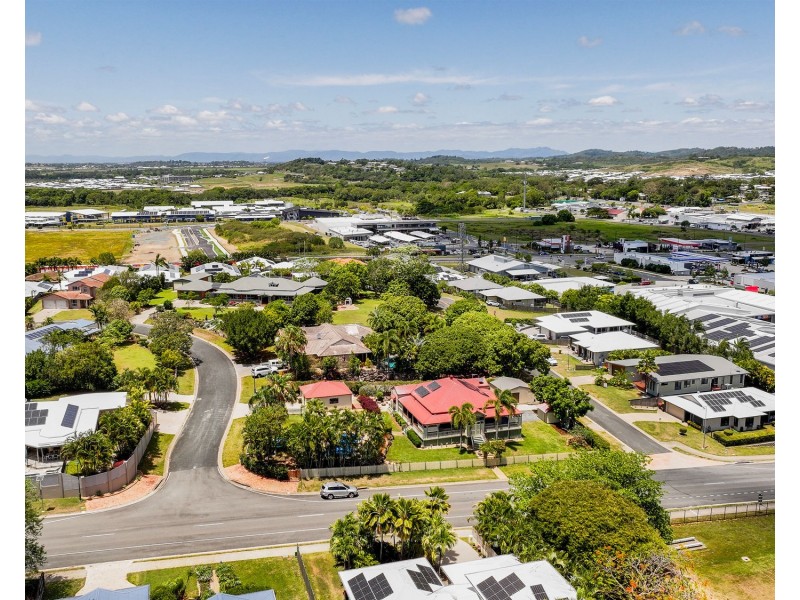 2 Panorama Court, Rural View QLD 4740