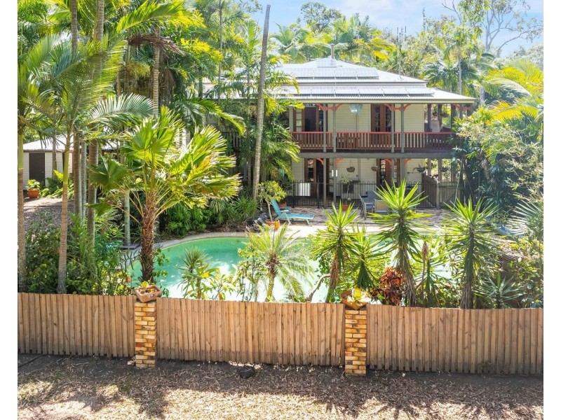 154 Miran Khan Drive, Armstrong Beach QLD 4737