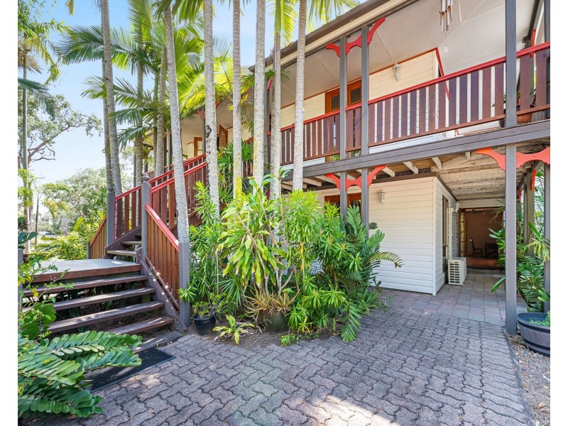 154 Miran Khan Drive, Armstrong Beach QLD 4737