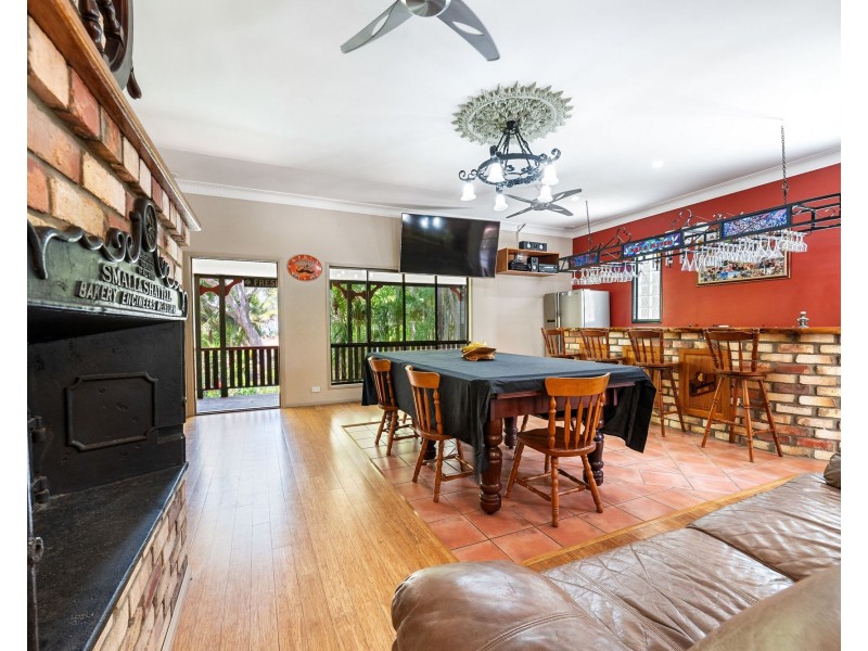 154 Miran Khan Drive, Armstrong Beach QLD 4737