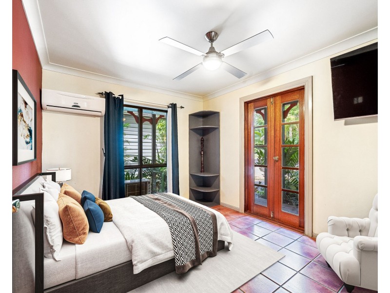 154 Miran Khan Drive, Armstrong Beach QLD 4737