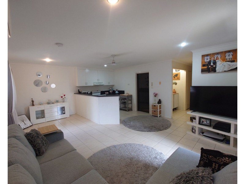2/22A Harney Street, South Mackay QLD 4740