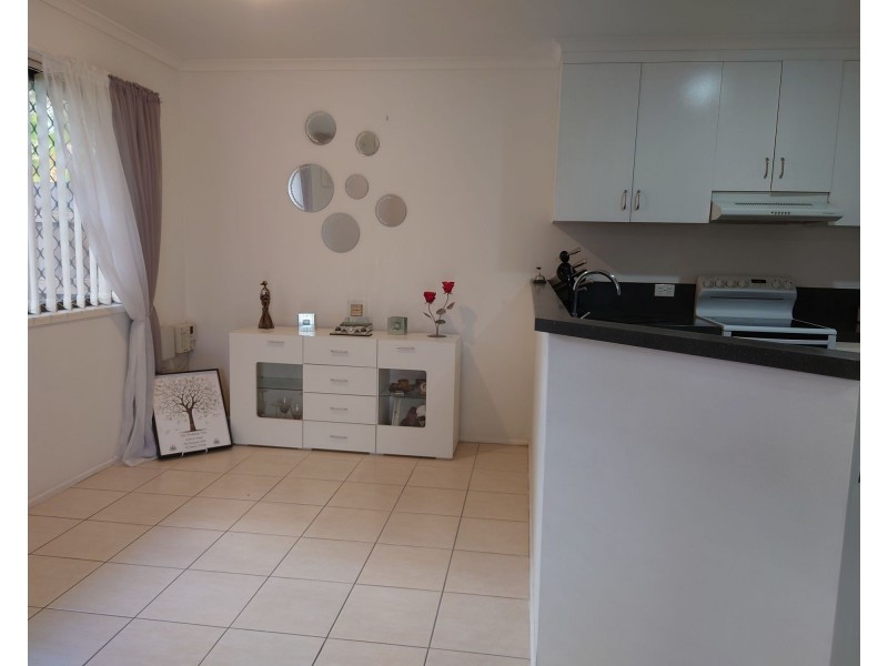 2/22A Harney Street, South Mackay QLD 4740