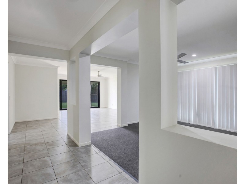 87 Whitehaven Drive, Blacks Beach QLD 4740