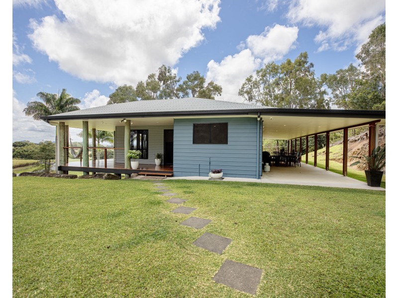 4 Palm Ridge Drive, Richmond QLD 4740