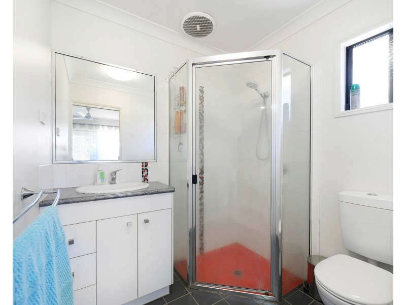 22 Woden Crescent, Ooralea QLD 4740