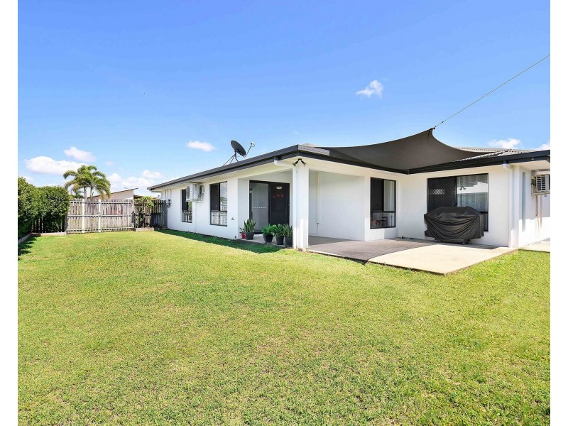 22 Woden Crescent, Ooralea QLD 4740