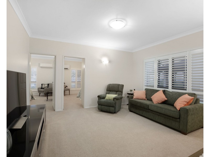8 Rainbow Crescent, Blacks Beach QLD 4740