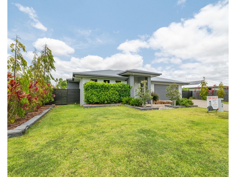 9 Merritt Court, Marian QLD 4753
