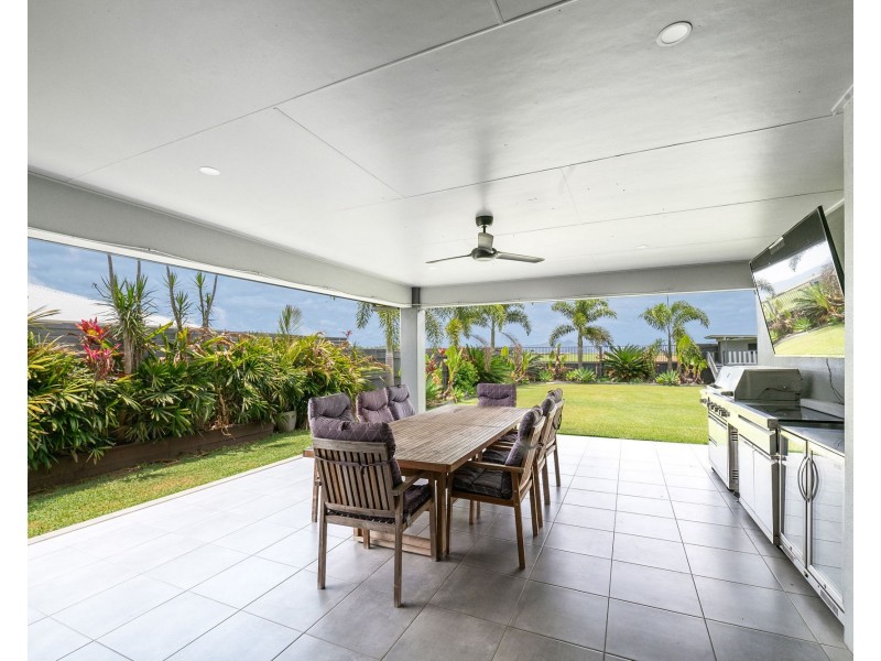 9 Merritt Court, Marian QLD 4753