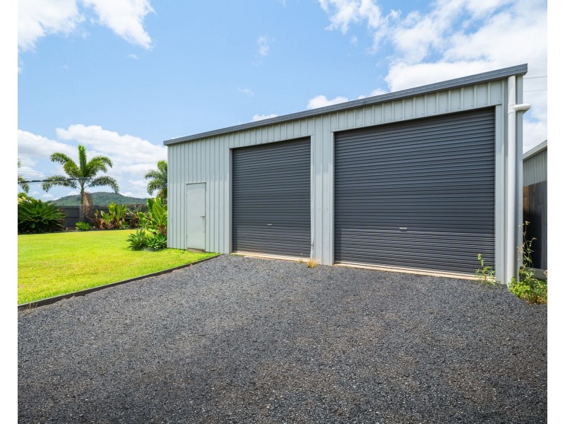 9 Merritt Court, Marian QLD 4753