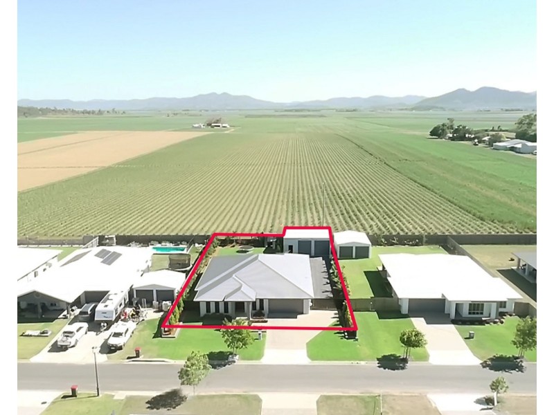 9 Merritt Court, Marian QLD 4753