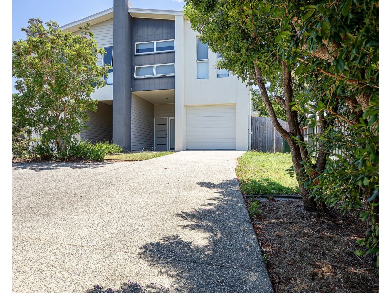 1&2/47 Avalon Drive, Rural View QLD 4740