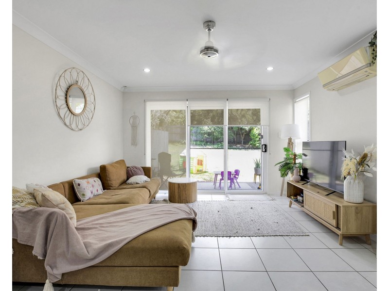 1&2/47 Avalon Drive, Rural View QLD 4740