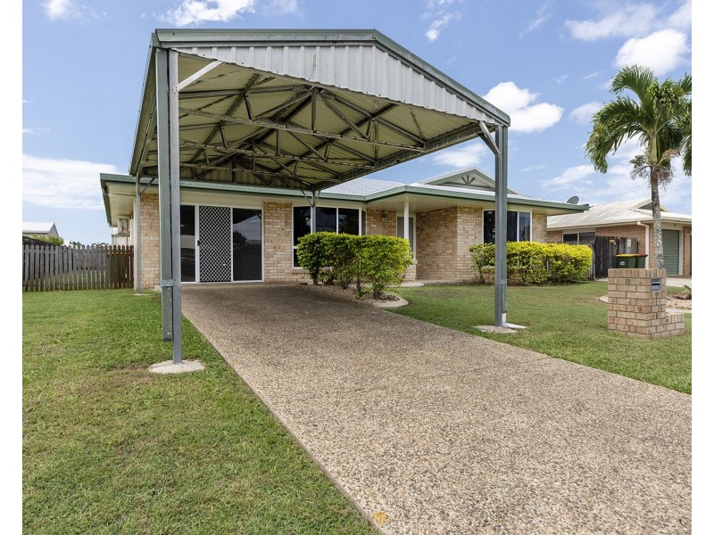 9 Kintyre Court, Beaconsfield QLD 4740