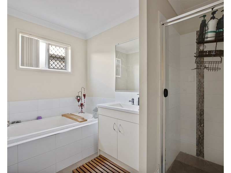 39 Scarborough Circuit, Blacks Beach QLD 4740